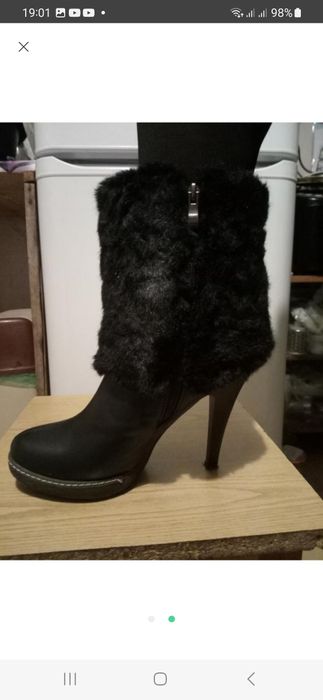 Стильні,теплі напівчобітки півсапожки