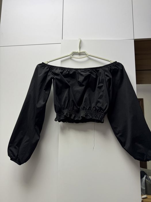 Чорна блуза / чорний топ Reserved