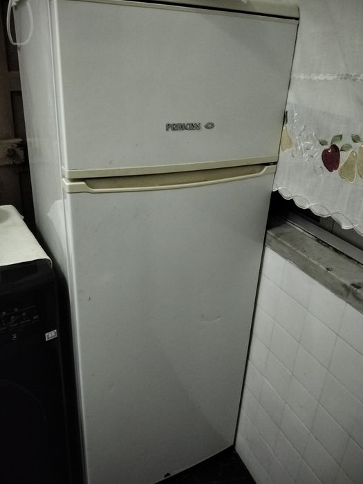 Frigorífico a funcionar