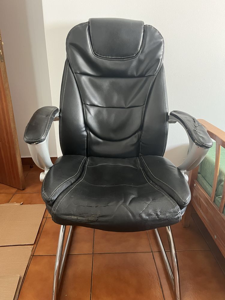 Cadeira de Escritório Preta