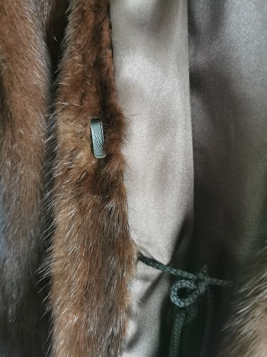 Futro naturalne z norek futerko rozmiar L z kapturem