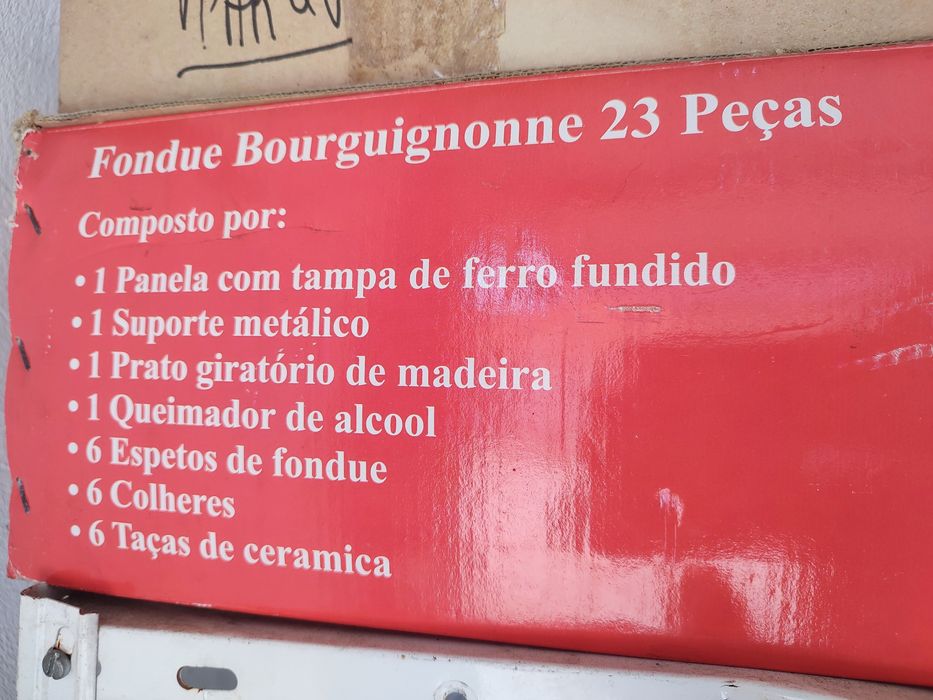 Conjunto fondue 23 peças 6 pessoas. Base rotativa.