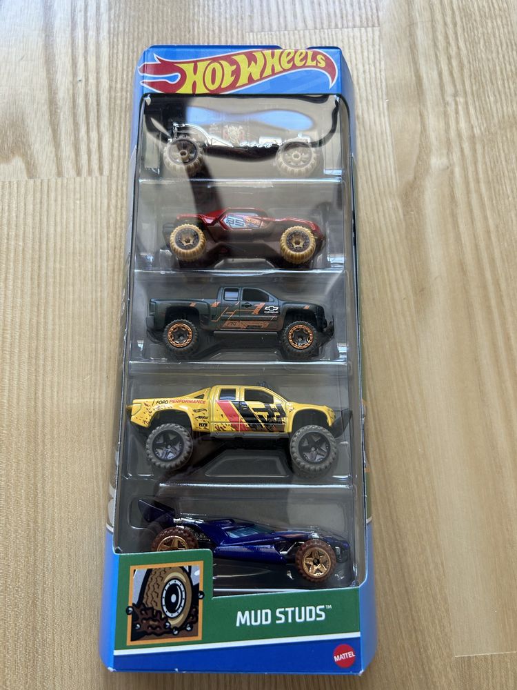 Hot Wheels Mud Studs 5-ciopak. 5 sztuk