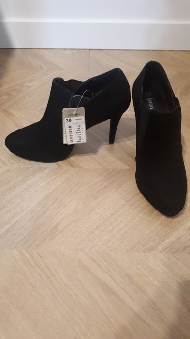 NOWE Botki na obcasie 10 cm, rozmiar 39