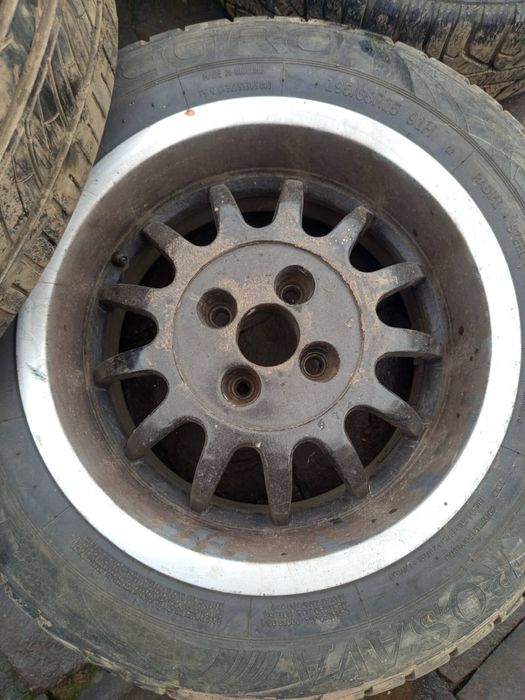 Компдект шин з дисками 195/65 R15