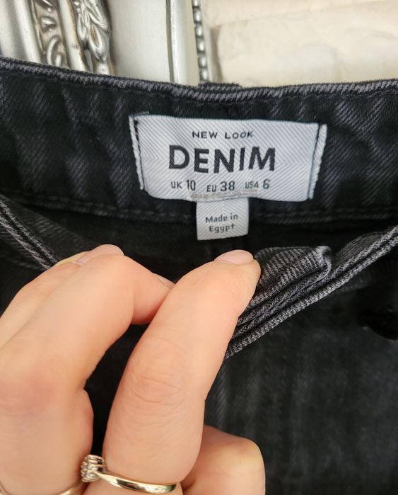 Czarne  nowe szorty damskie marki New Look