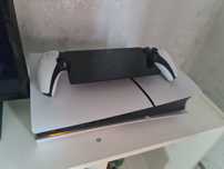 Обміняю на ПК PS5+playstation portal+2 dualsense є коробка і гарантія