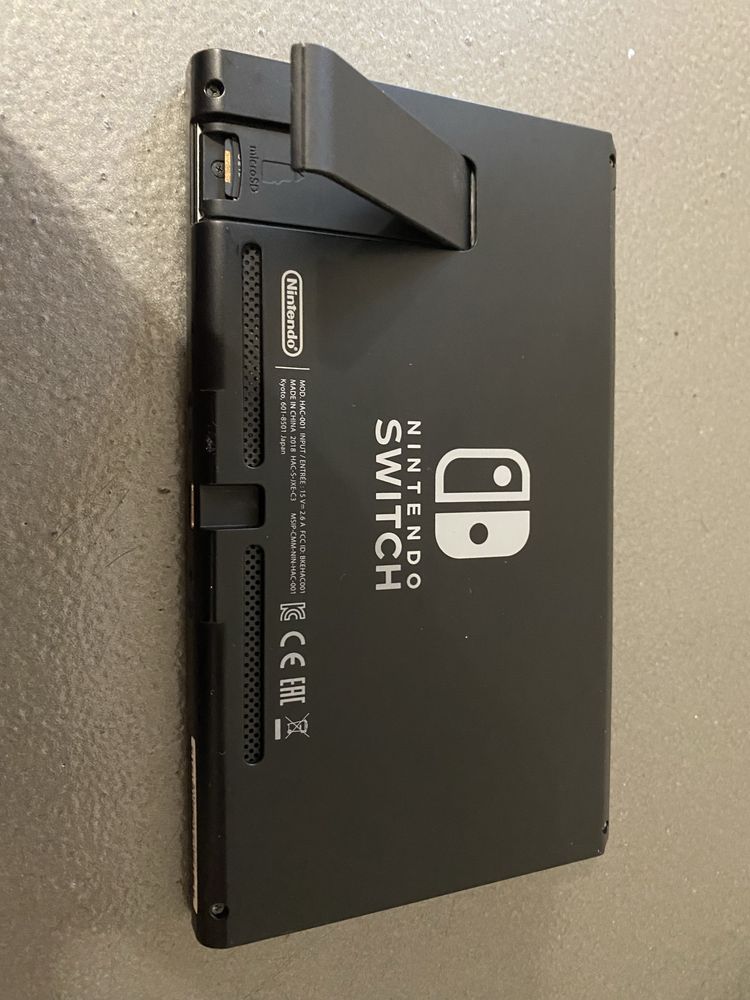 Nintendo Switch + аксесуари