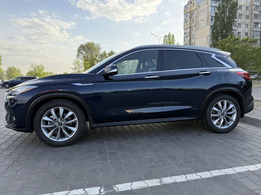 Infiniti QX50 LUXE 2021
