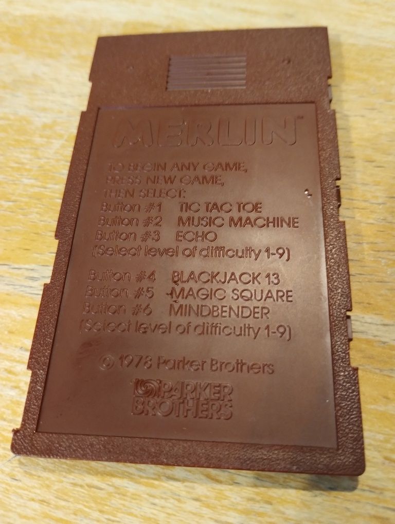 Retro Vintage konsola do gier Merlin - rzadkość