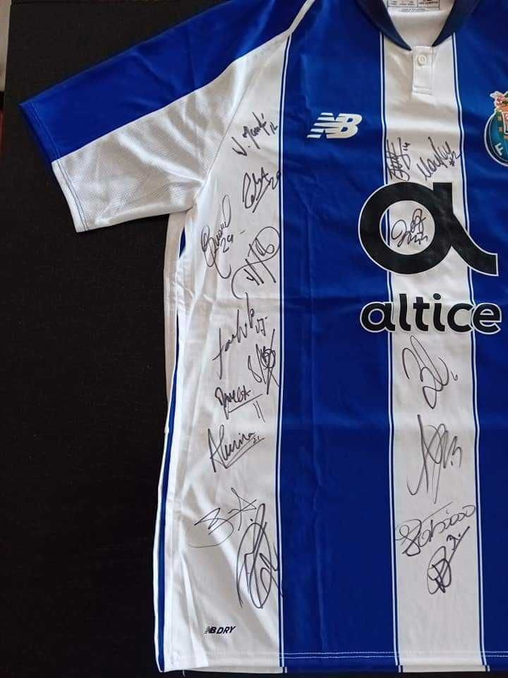 Camisola FCP autografada