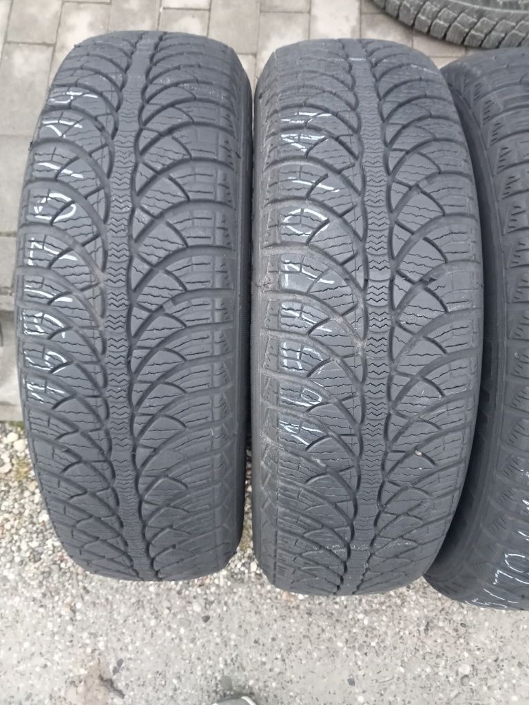 4x Opony Używane Zimowe 165/70R14 Kleber