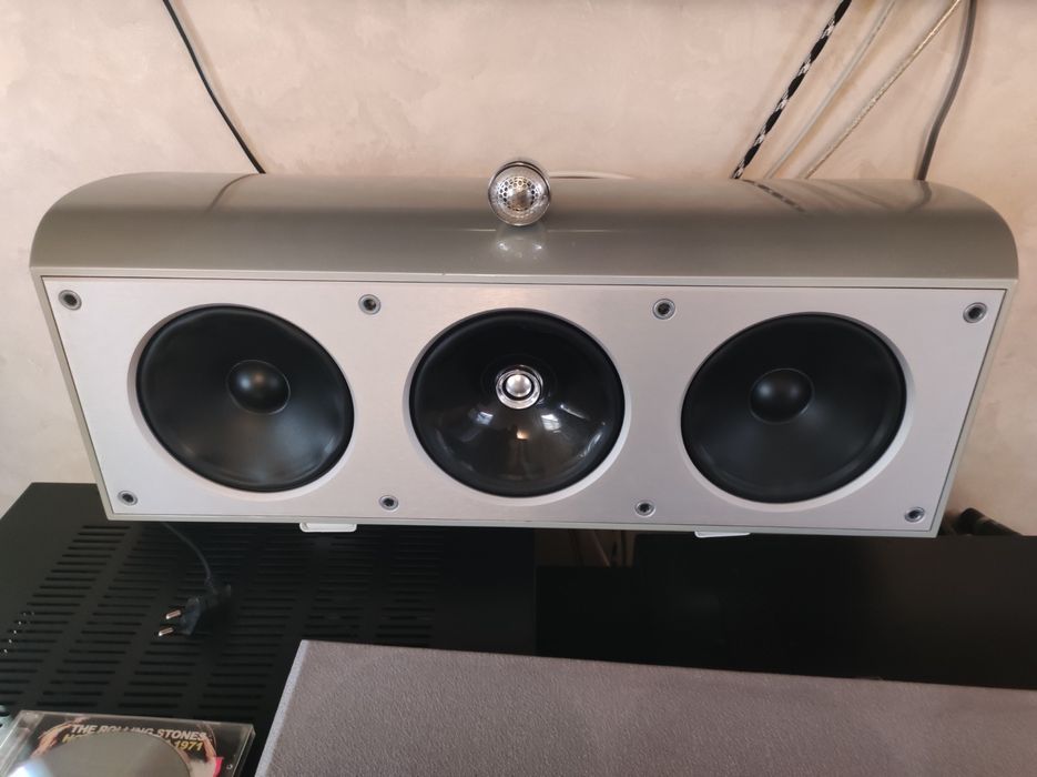 Колонка центральный Hi-fi динамик Kef XQ2c