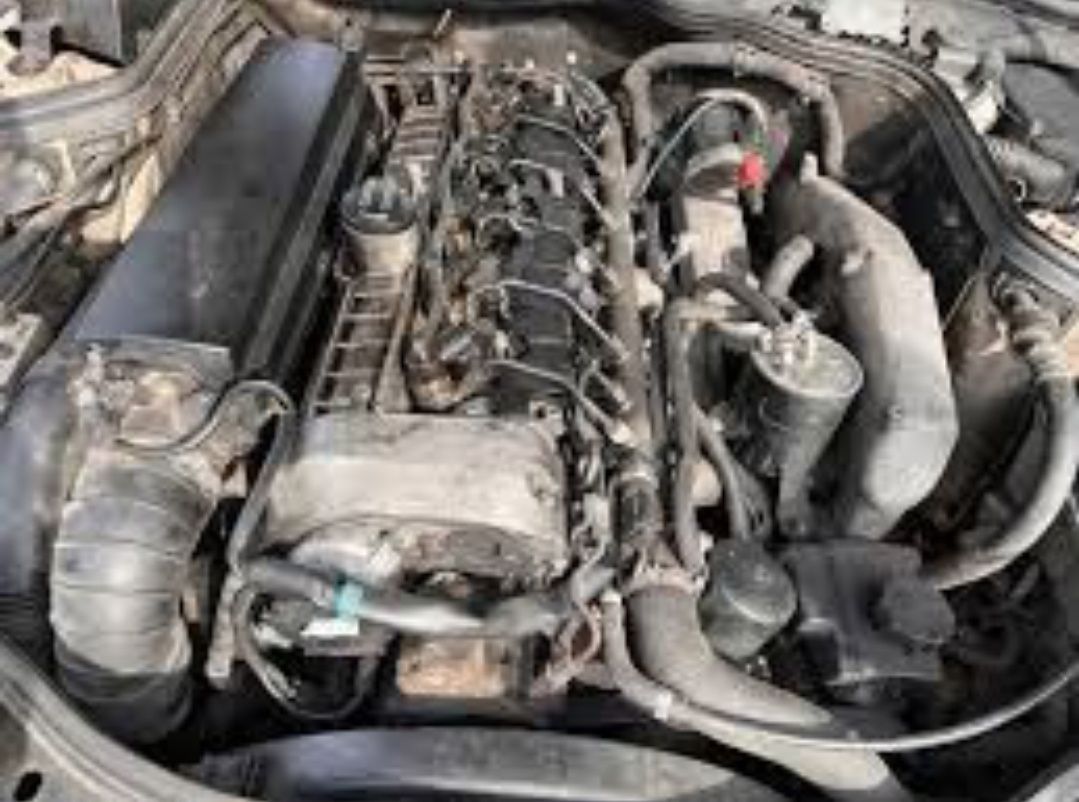 Двигун om 648 mercedes sprinter c class e class 3.2 cdi цді