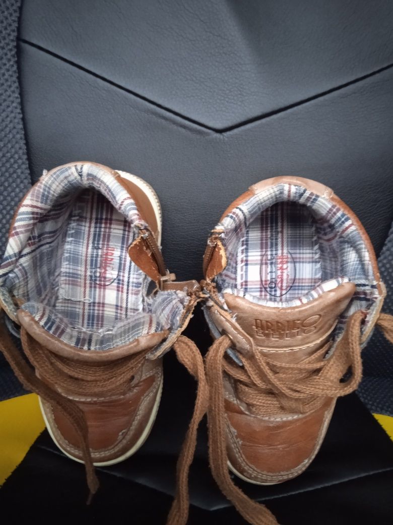 Ботинки кроссовки для мальчика демисезонные 26 размер