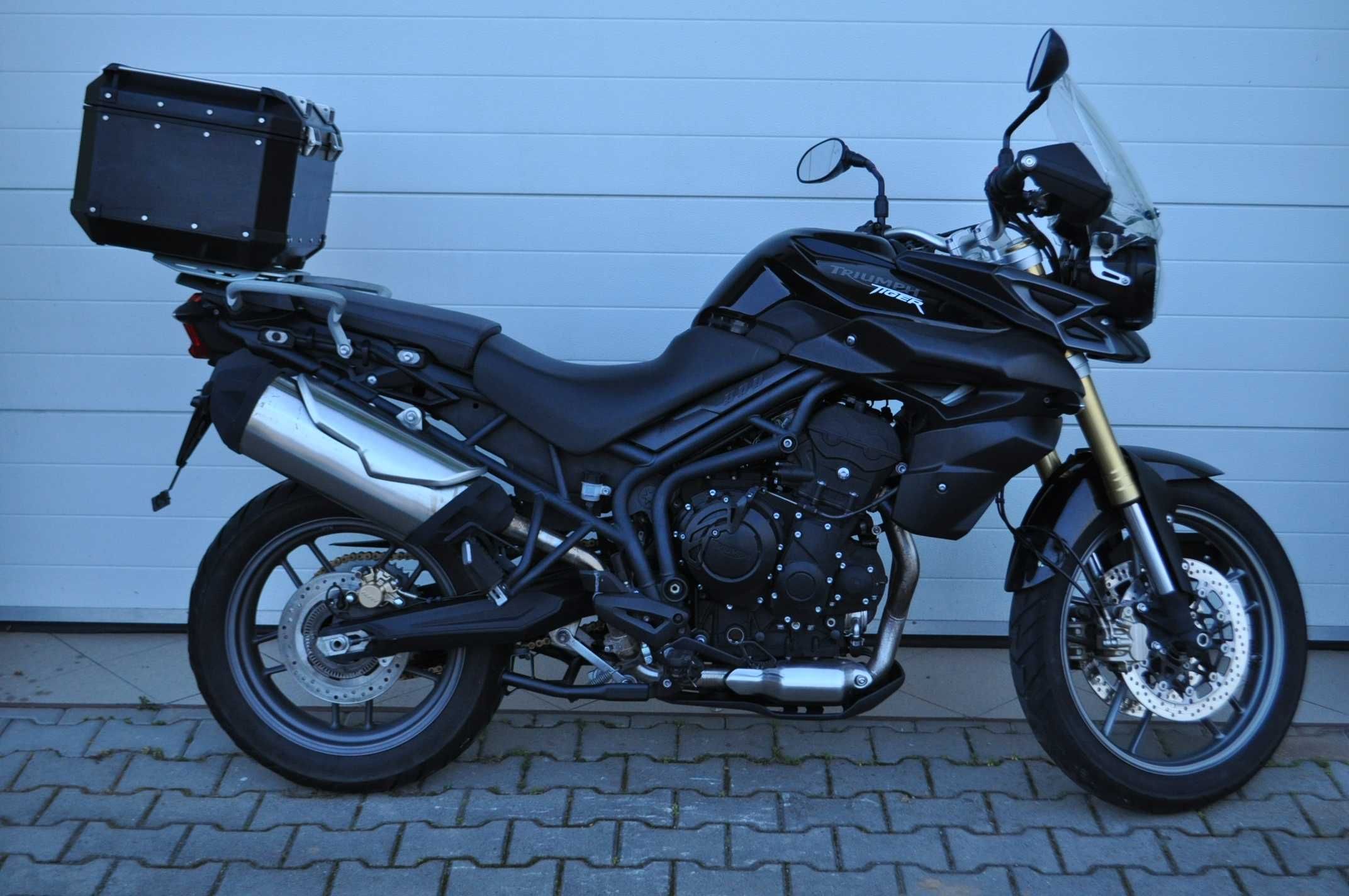 TRIUMPH TIGER 800 r.2014 ABS gs 700 dl 650 vstrom versys transalp