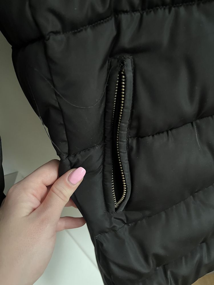Czarna pikowana kurtka zimowa z kapturem futerko rozm XXL