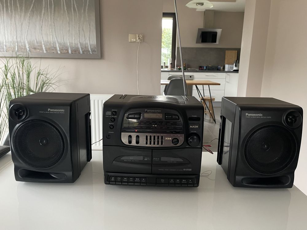 Panasonic radiomagnetofon z CD