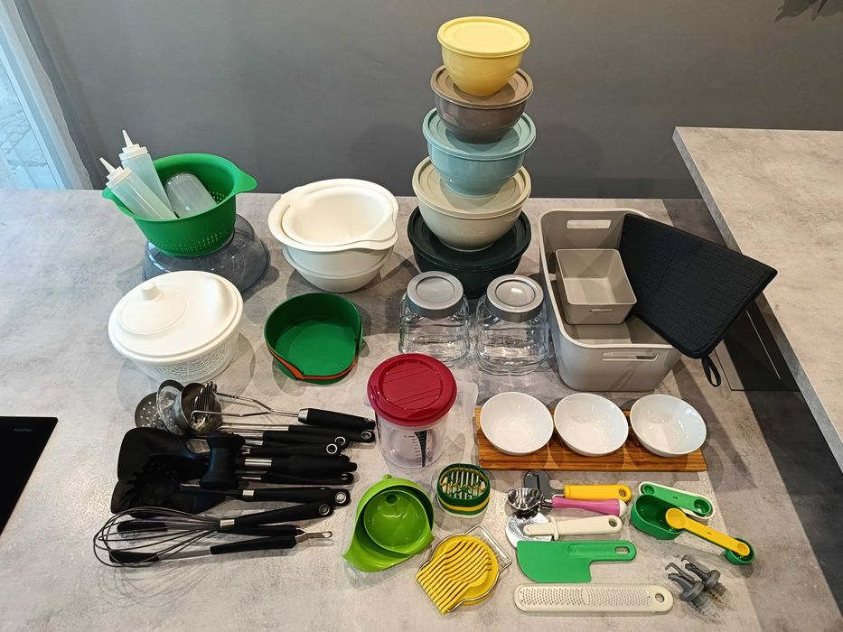 Zestaw ponad 50 sztuk akcesoriów kuchennych Ikea