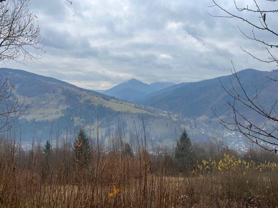 Земельна ділянка з панорамою на  г.Піп Іван