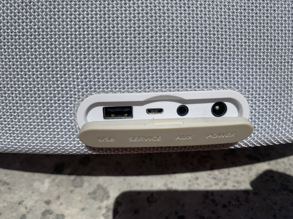 Coluna Bluetooth Harman Kardon Go + Play