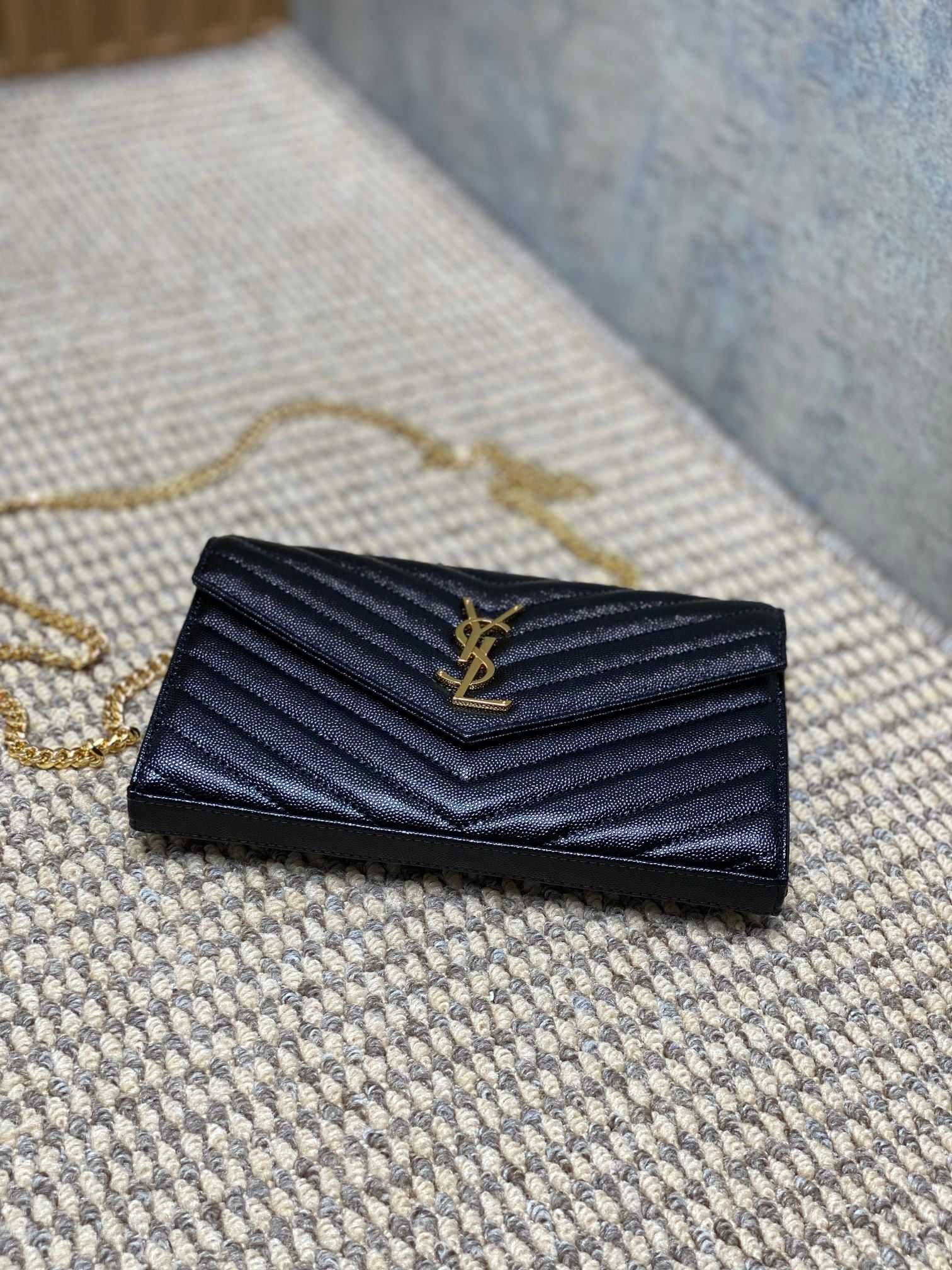 Сумка YSL WOC Yves Saint Laurent