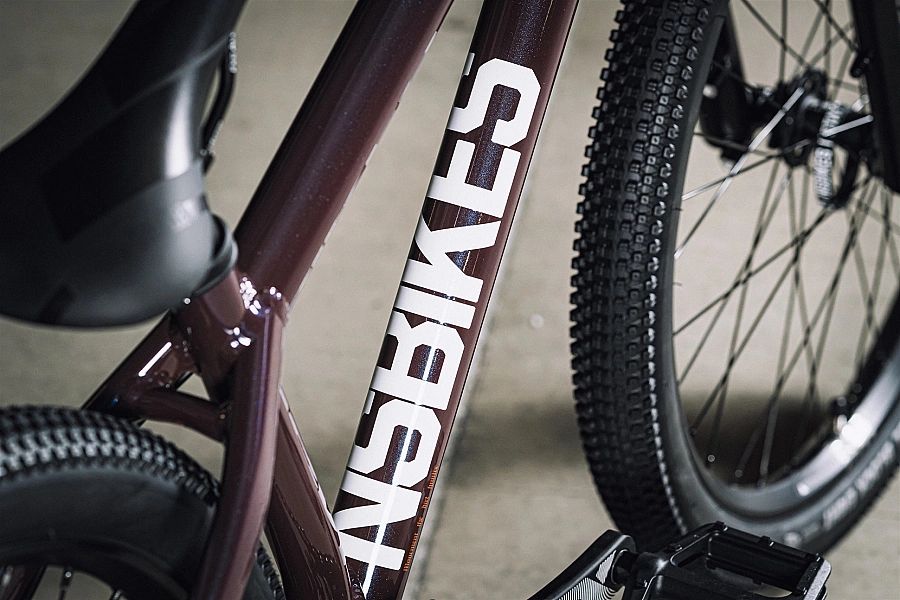 Rower Dirt NS BIKES Movement 24/2025 + Gratis Pomka Bezpłatna ubezpiec