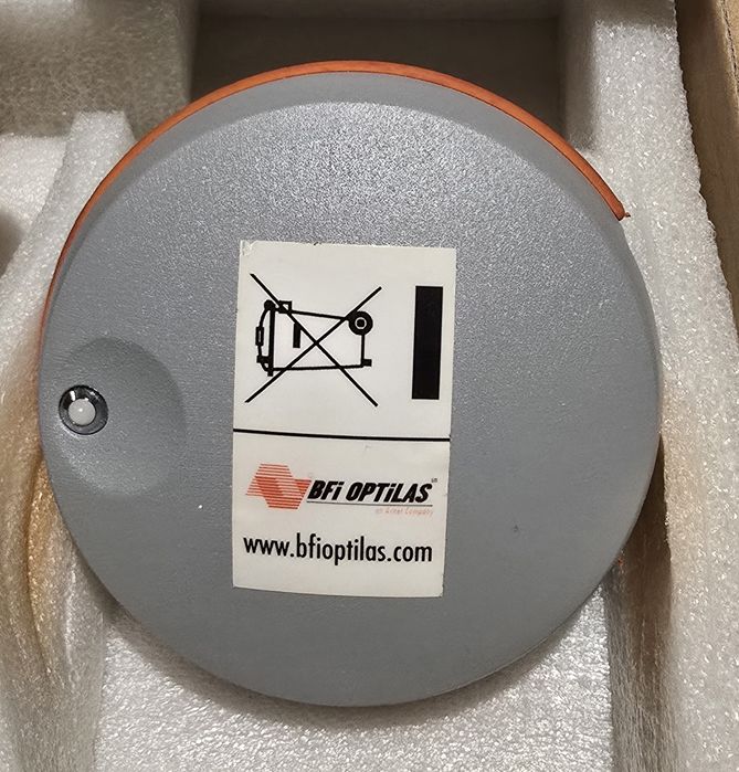 Kolorowa kamera mikroskopowa.