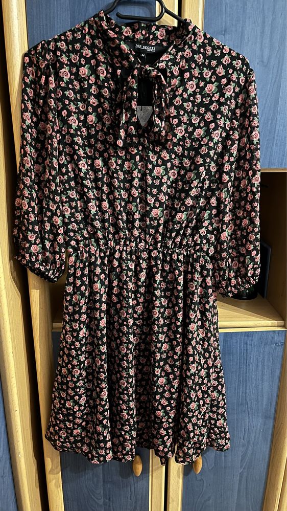 Sukienka top secret xs