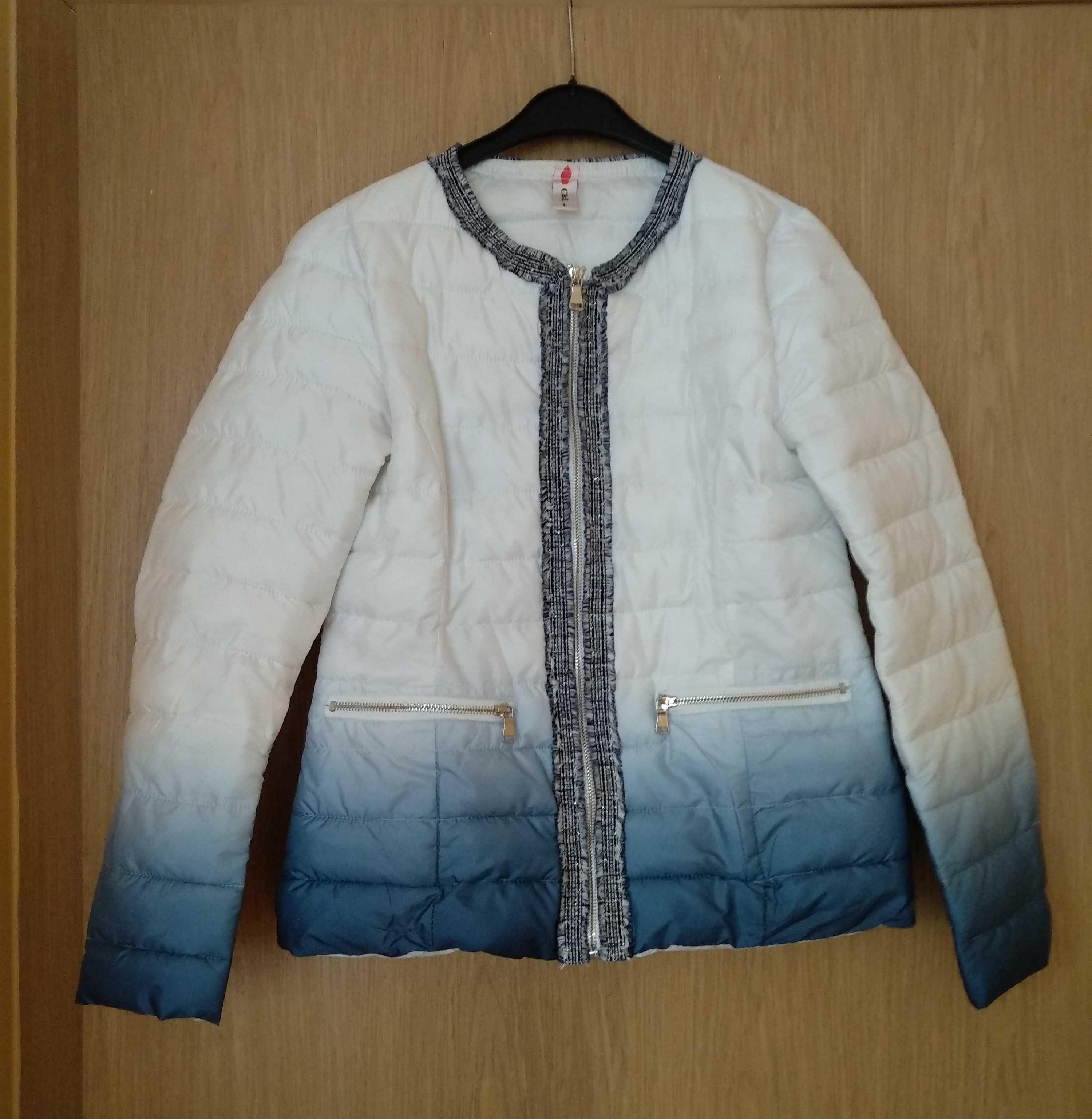 C&L kurtka pikowana wiosenna z lamówką biel i niebieski roz. S