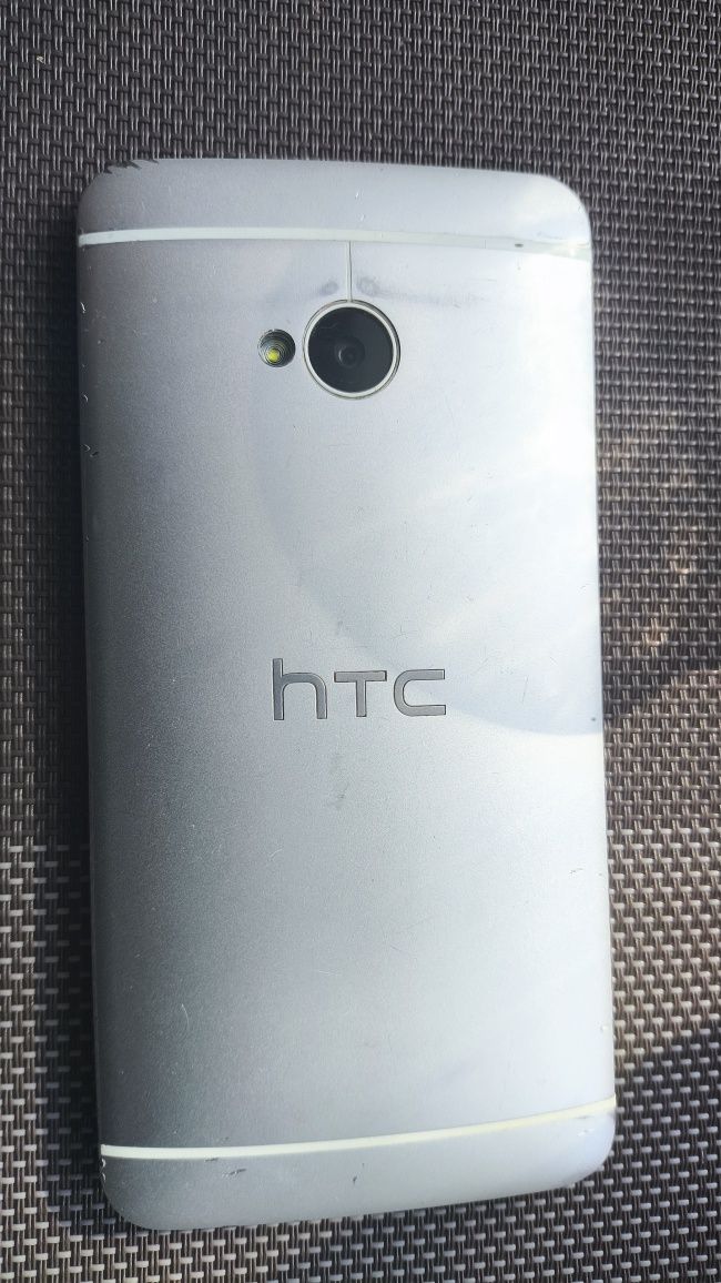 Смартфон Htc one m7 dual sim