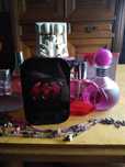 Sprzedaję zapach Gucci Guilty Black Woman. Unikat!!Zapach edt.75 ml.