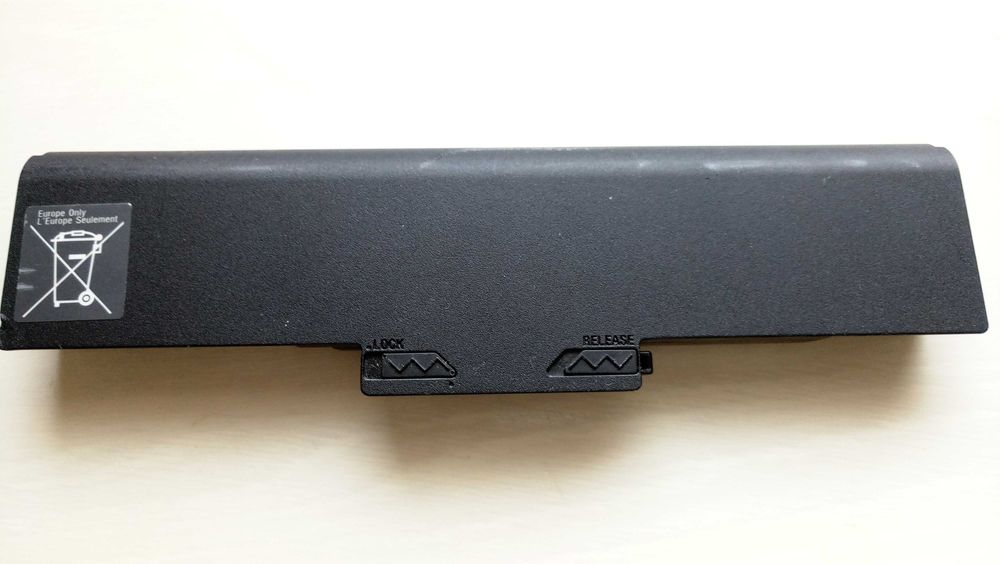 Батарея аккумулятор для ноутбука Sony в отличном состоянии оригинал