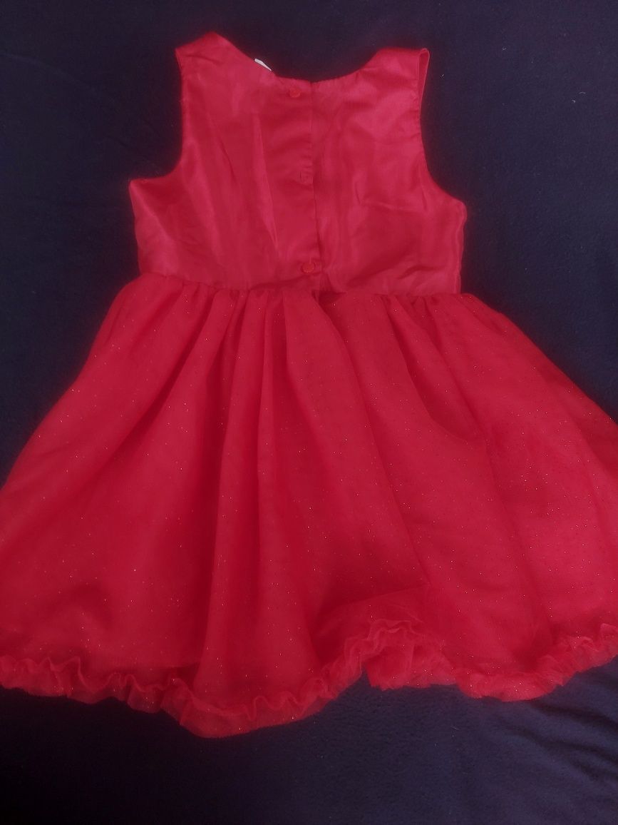 Червона сукня на 1,5-2 роки