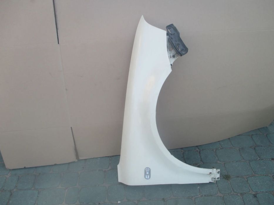 błotnik prawy VW Passat B5 FL EKRI