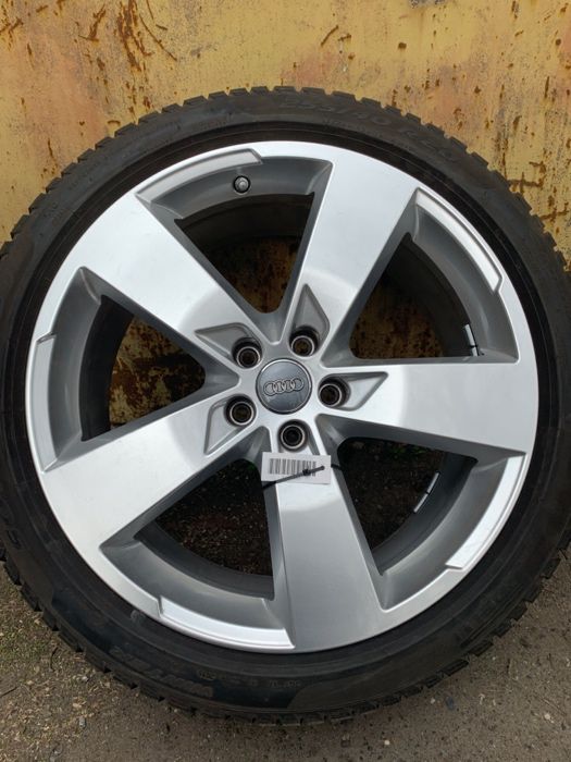 Оригинальные диски Audi A6, S6, C8 R20 ориг. номер 4K0 601 025 K
