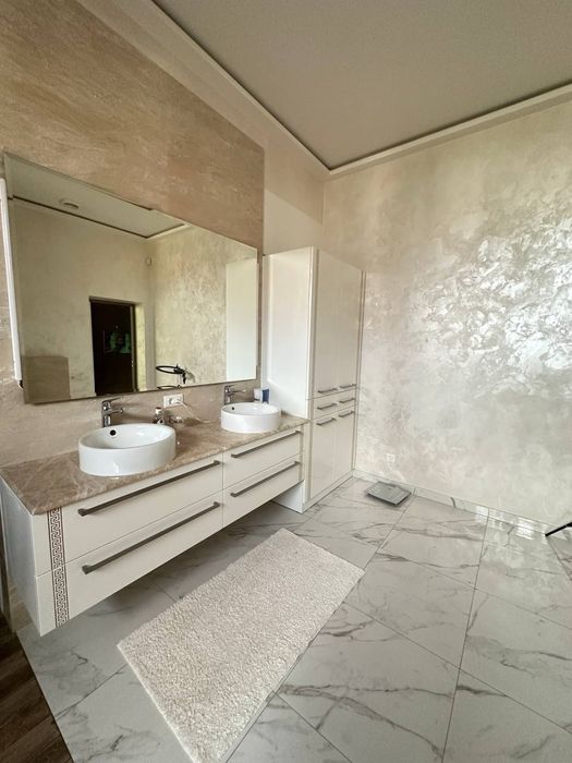 Оренда здам гарний будинок  бассейн  два гаража