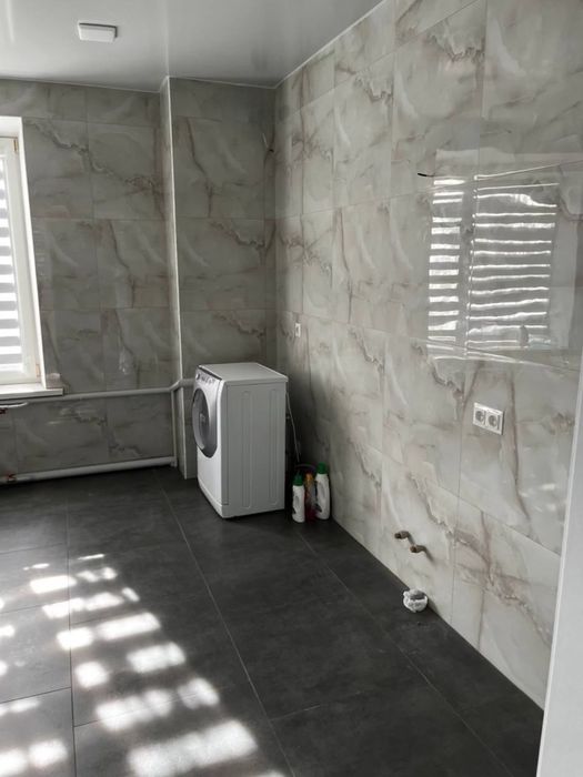 Продам будинок у м. Марганець