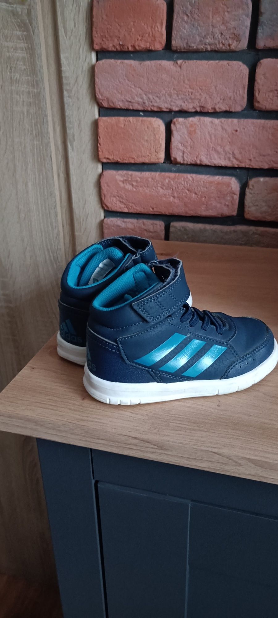 Buty chłopięce 24 adidas