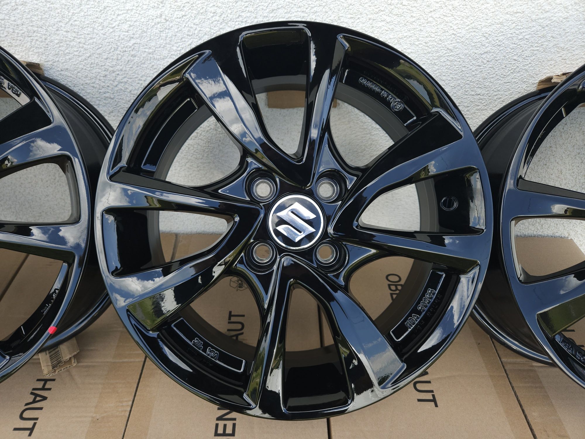 Suzuki Swift 15 " Nowe Felgi 4x100 Baleno Ignis Czarne Alufelgi