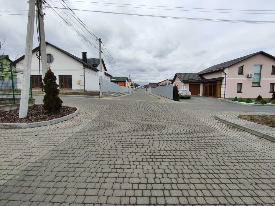 Будинок двоповерховий