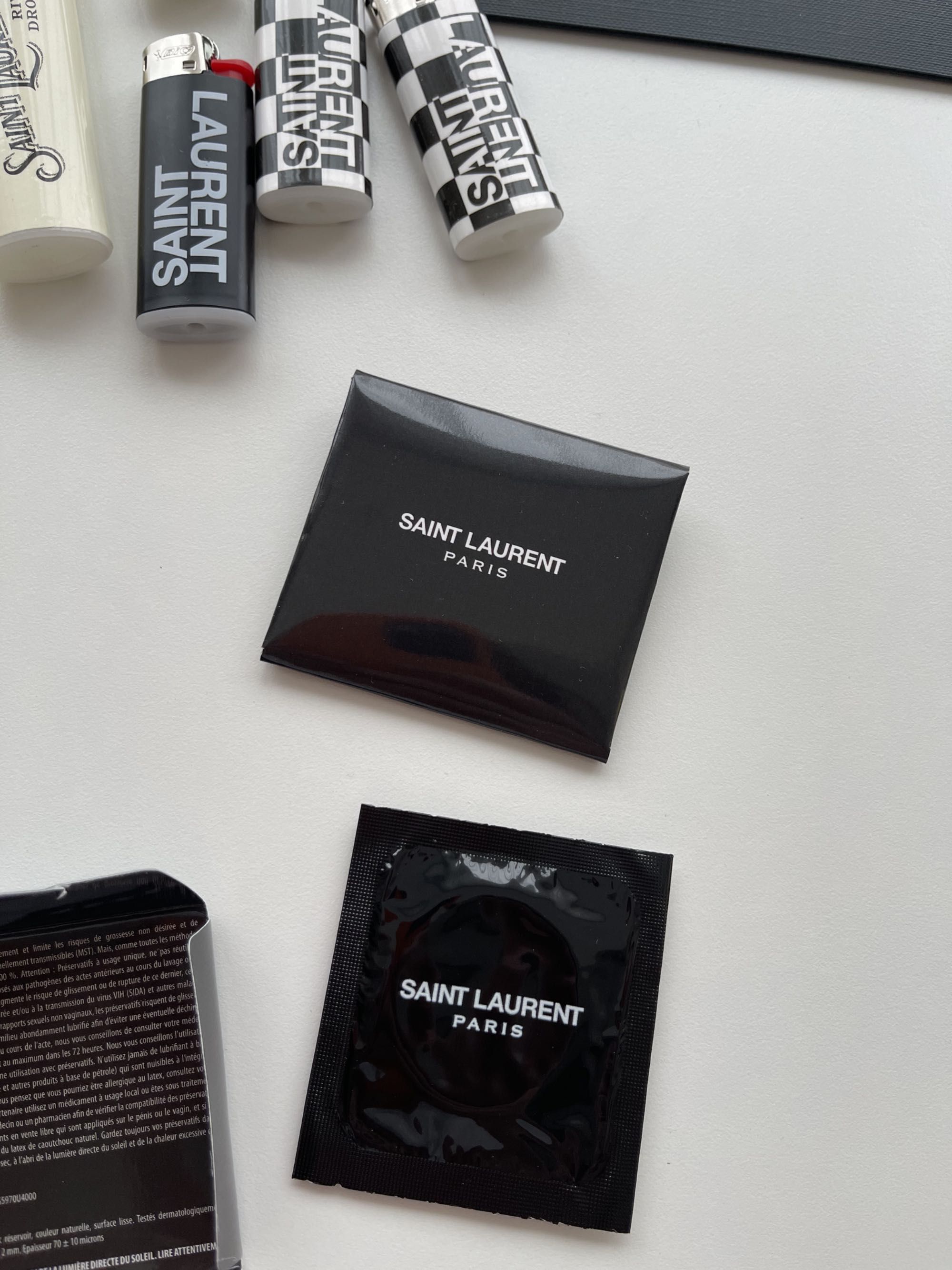 Презервативи Saint Laurent Condom