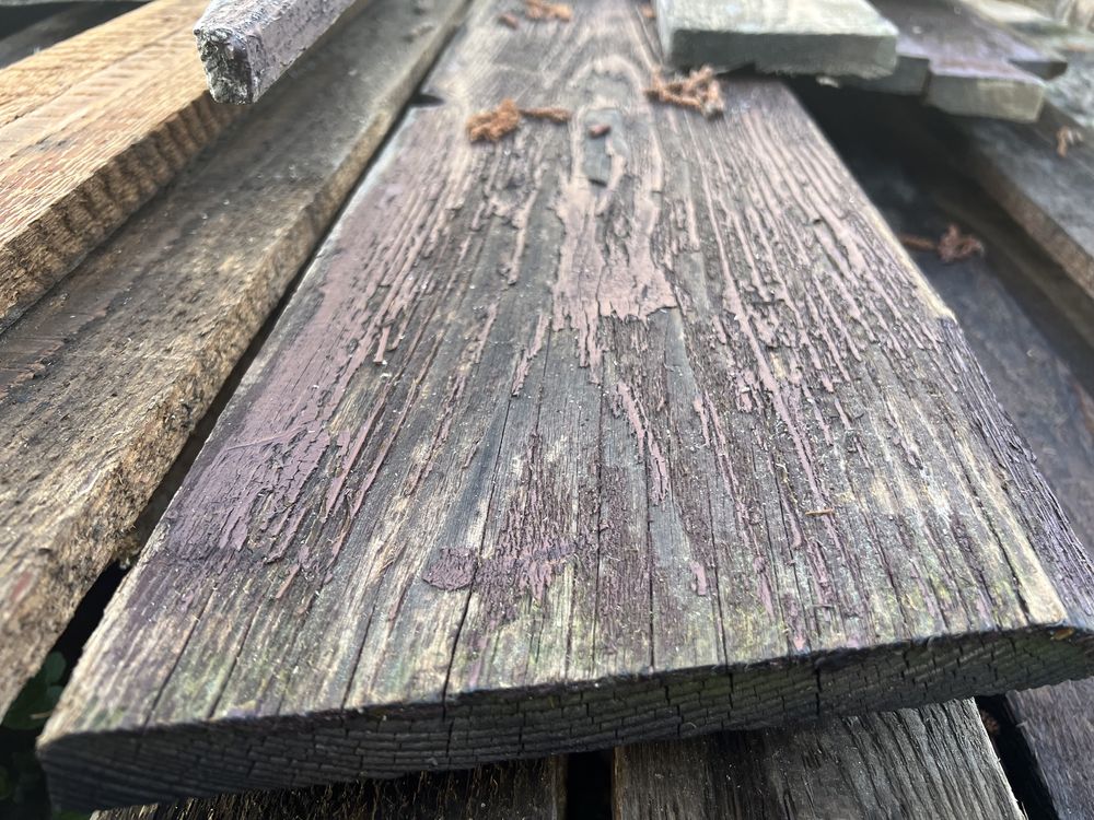 Stare drewno, deski z rozbiórki