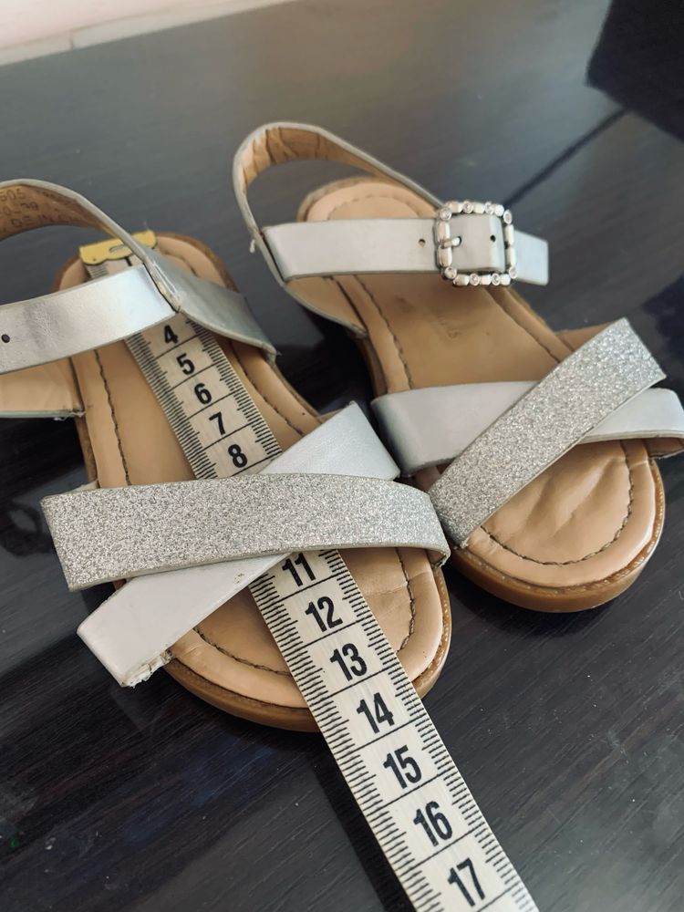 Р. 20 Босоніжки/сандалі шкіряні, тачочки Ельза, кеди Converse 12,5 см