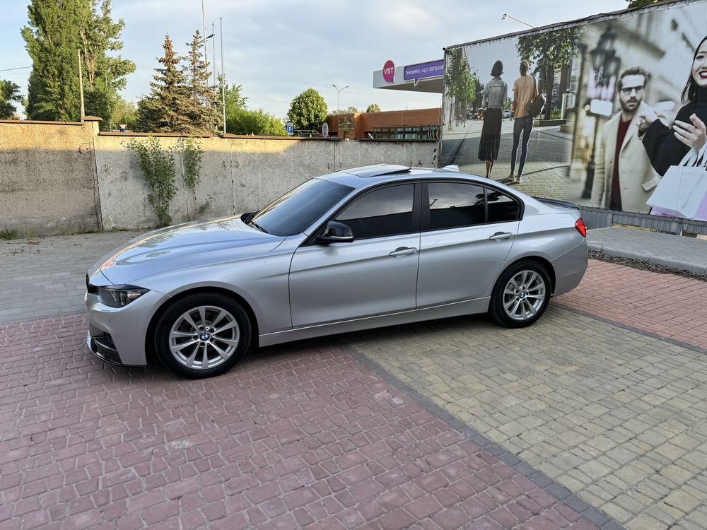 BMW F30 рестайлінг