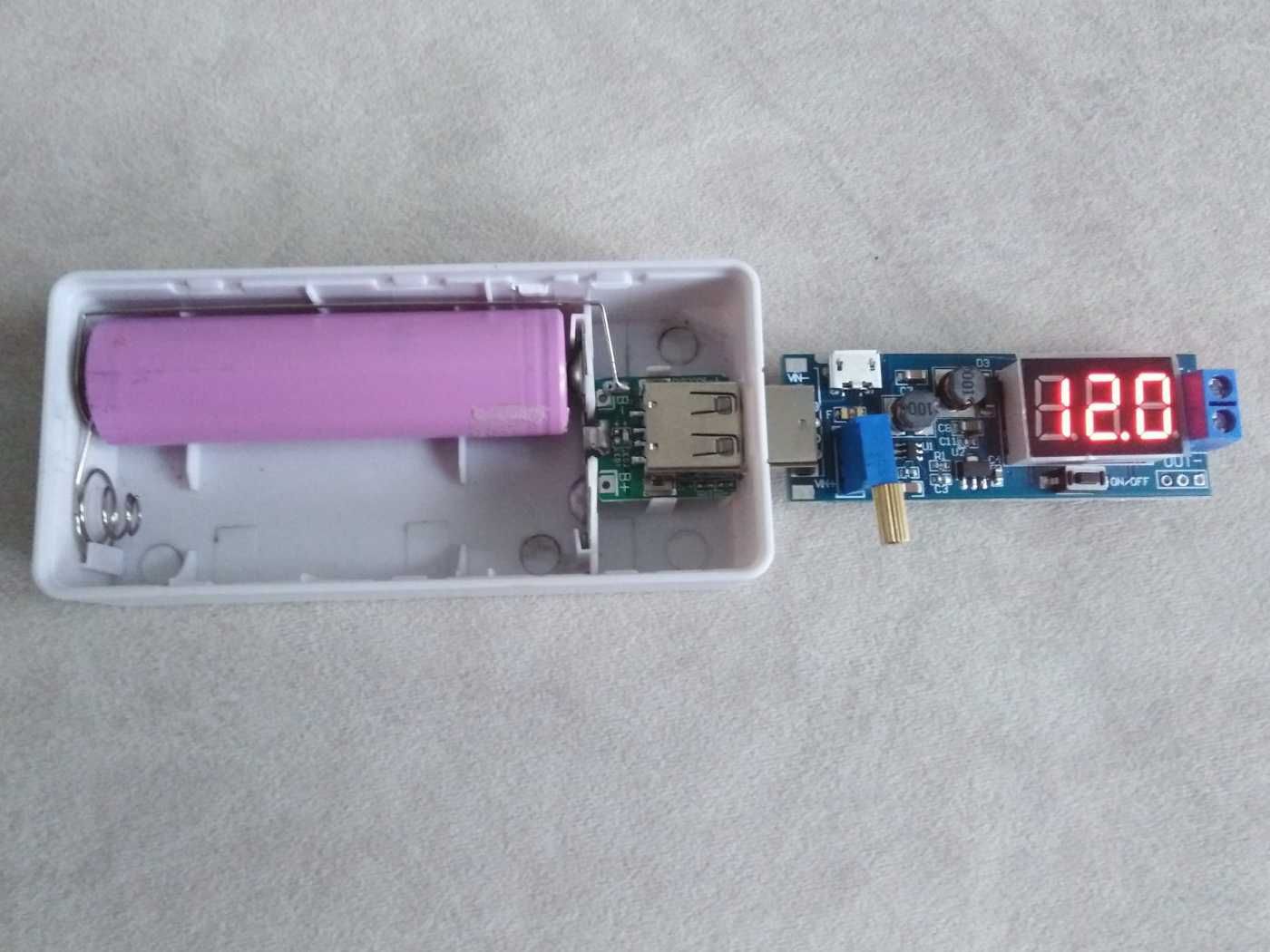 USB DC-DC перетворювач HW-132 на різні напруги.