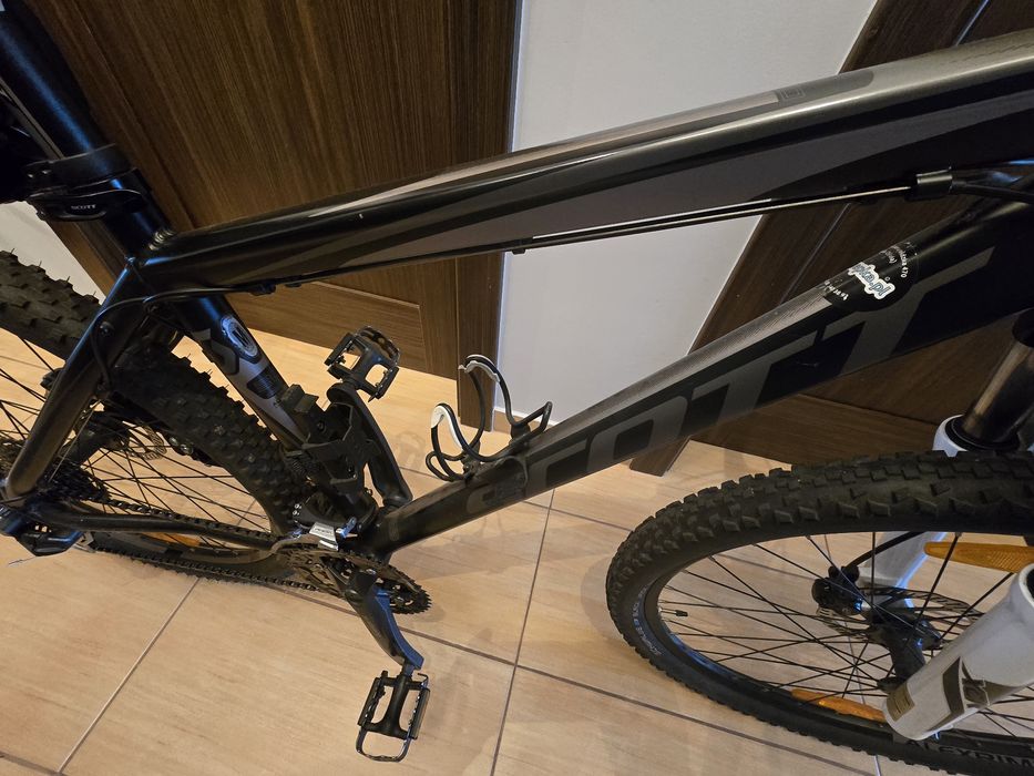 Scott rower górski 26 cali rozmiar M, 27 przerzutek