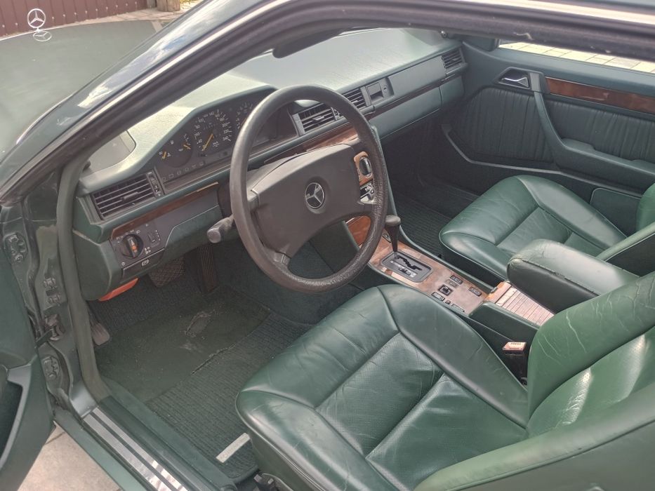 Mercedes w 124 coupe