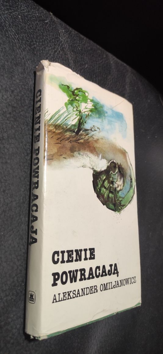 "Cienie powracają" Aleksander Omiljanowicz