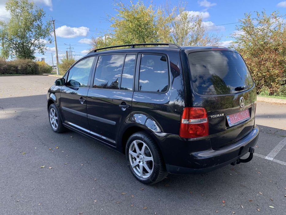Продам Volkswagen Touran